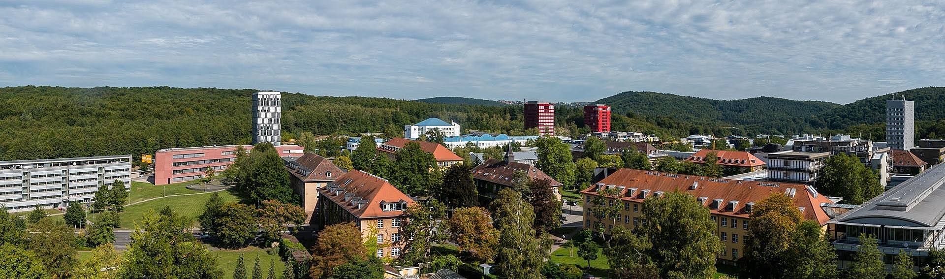 Panoramaaufnahme des Campus Saarbrücken