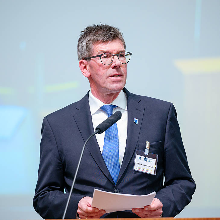 Prof. Dr. Michael Jäckel, Präsident der Universität Großregion, bei seinem Grußwort