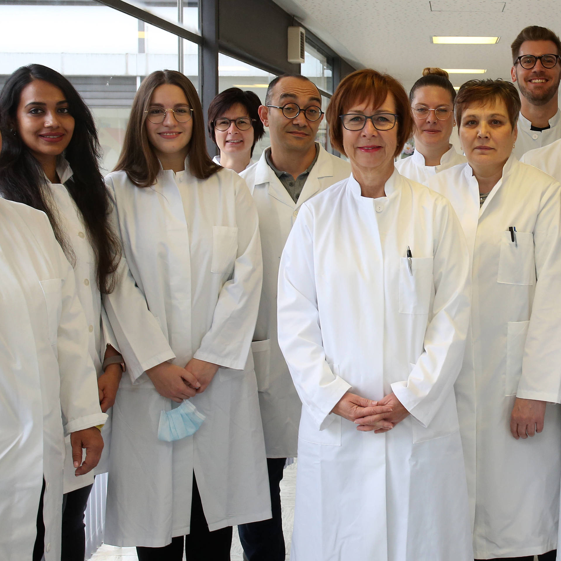 Teamfoto Mitarbeiter Labor für Molekular- und Zellbiologie der Urologie UKS