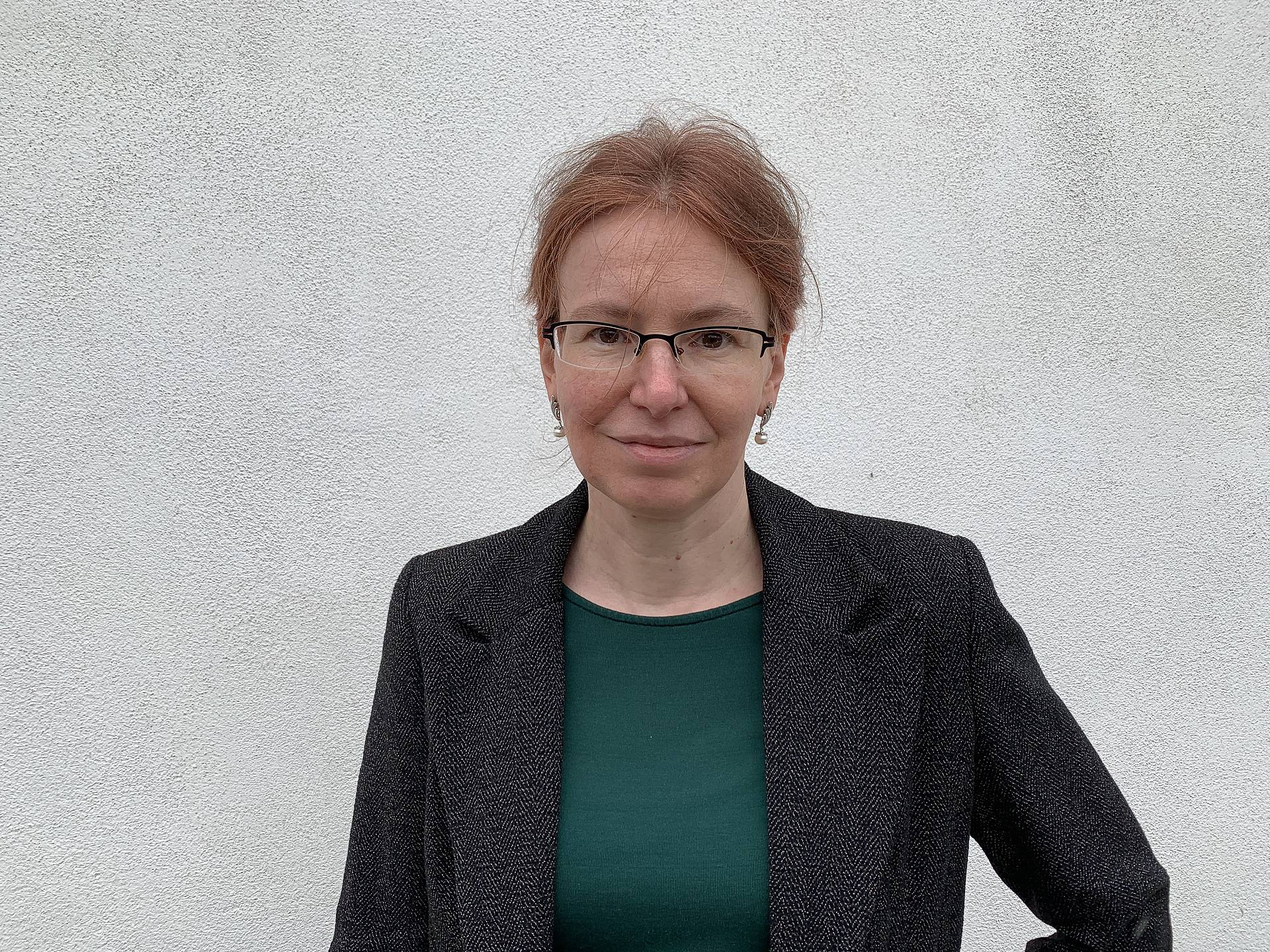 Porträtfoto von Romana Weiershausen, Professorin für Frankophone Germanisitik an der Universität des Saarlandes