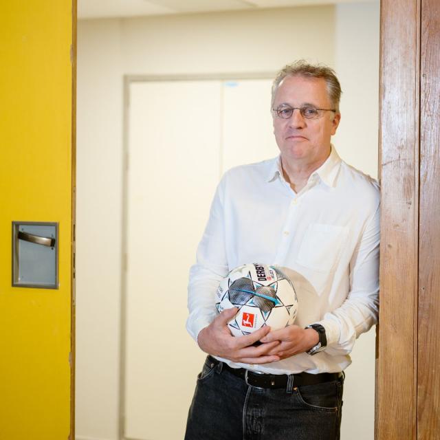 Prof-Tim-Meyer_UdS_16909.jpg