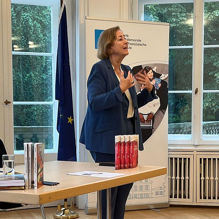 Frau Dr. Patricia Oster-Stierle äußert sich zur deutsch-französischen Freundschaft