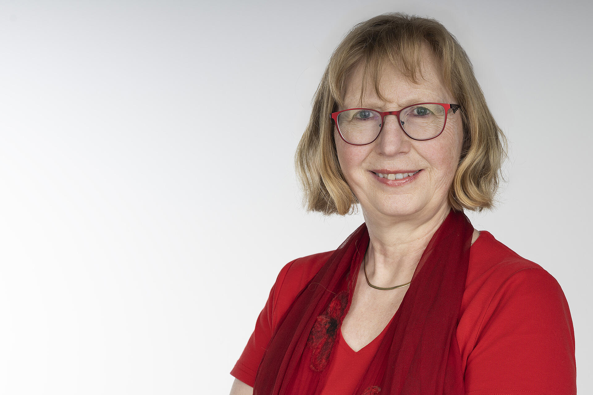 Frau mit blonden Haaren