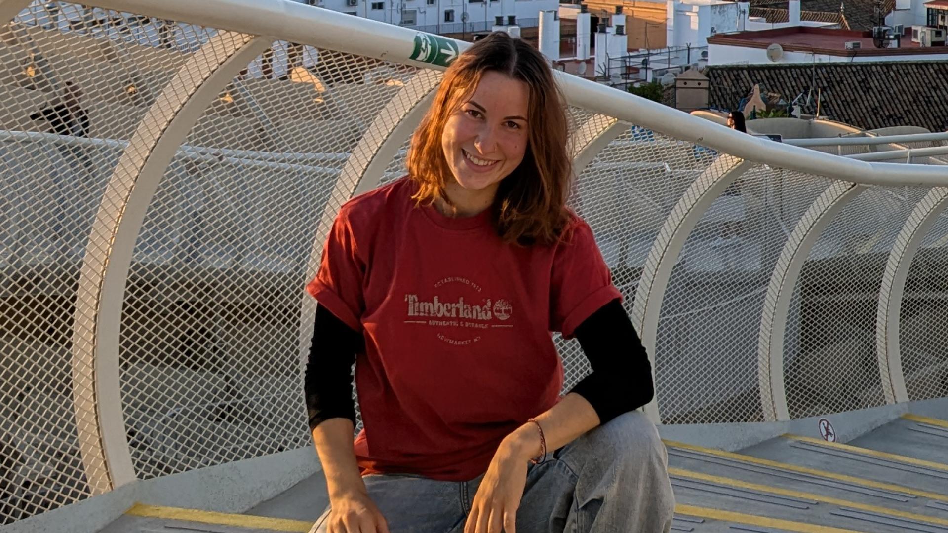 Johanna Bauhuber auf den Metropol Parasol in Servilla, einer spektakuläre Konstruktion aus Holz, Beton und Stahl