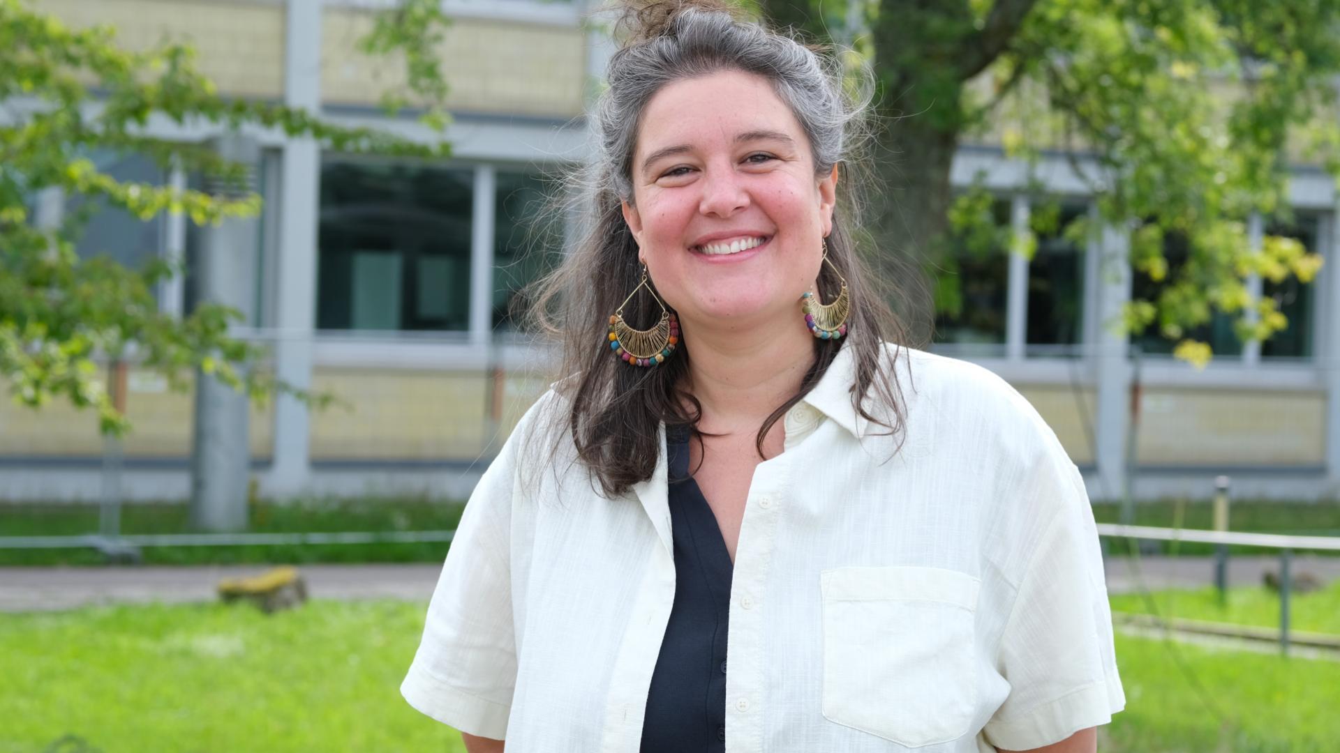 Juliette Ronceray auf dem Uni-Campus