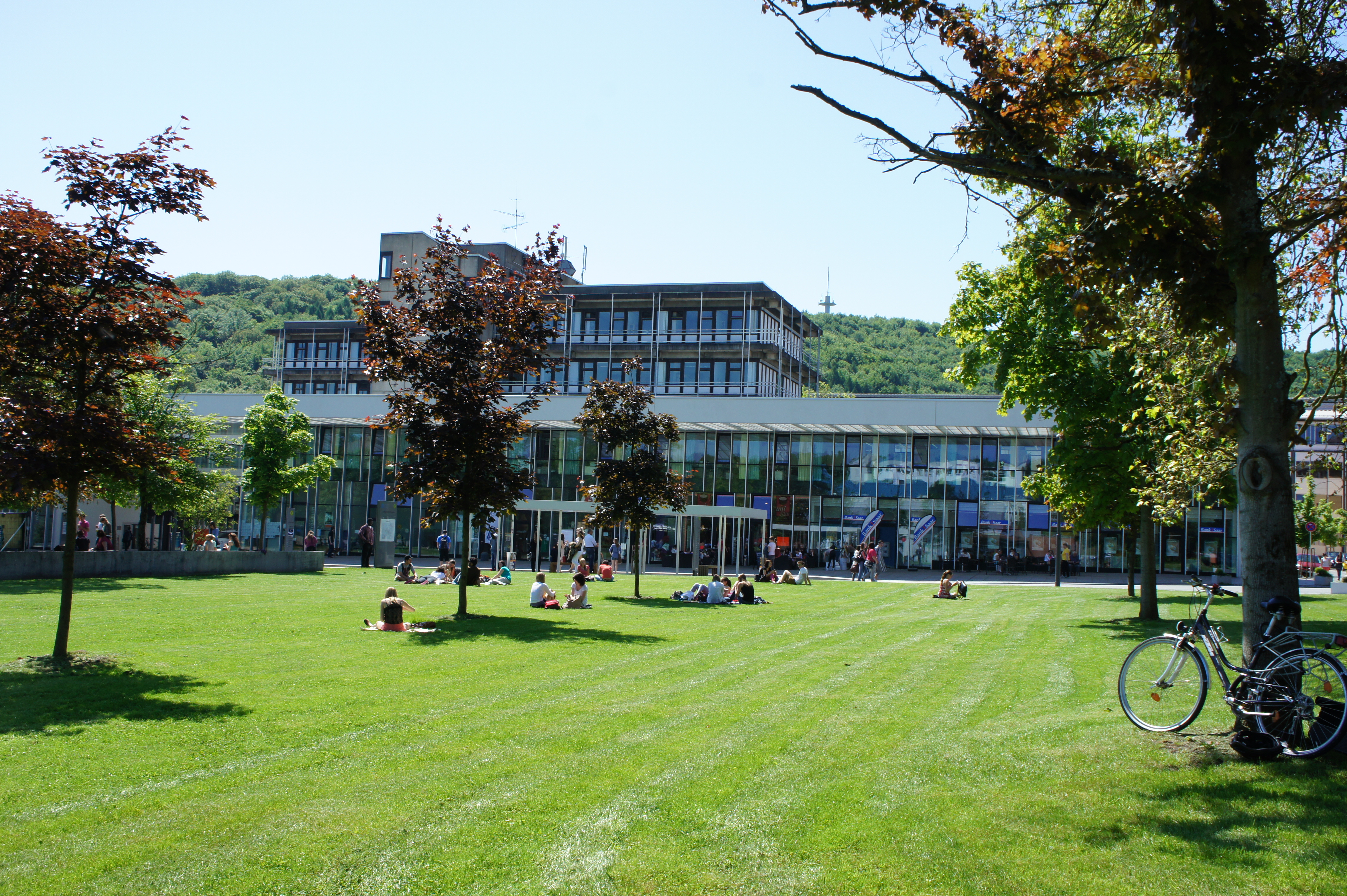 Blick auf das ZelL-Gebäude und das Campus Center