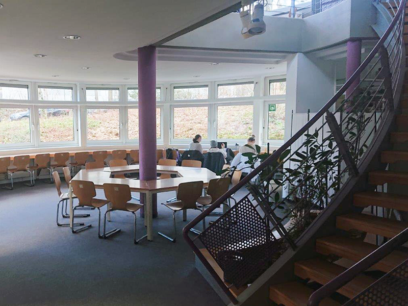 Untere Etage studentischer Arbeitsraum im SWI