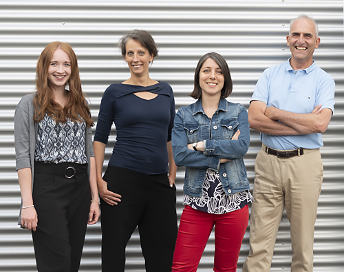 Teamfoto Das Team (von links): Marina Flickinger, Henriette Wolf, Melanie Caspar, Stefan Sachtleben