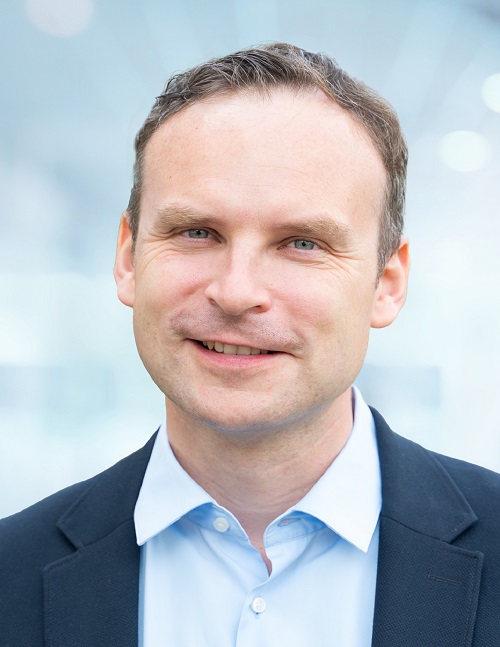 Portraitaufnahme von Prof. Dr. Dr. Sören L. Becker