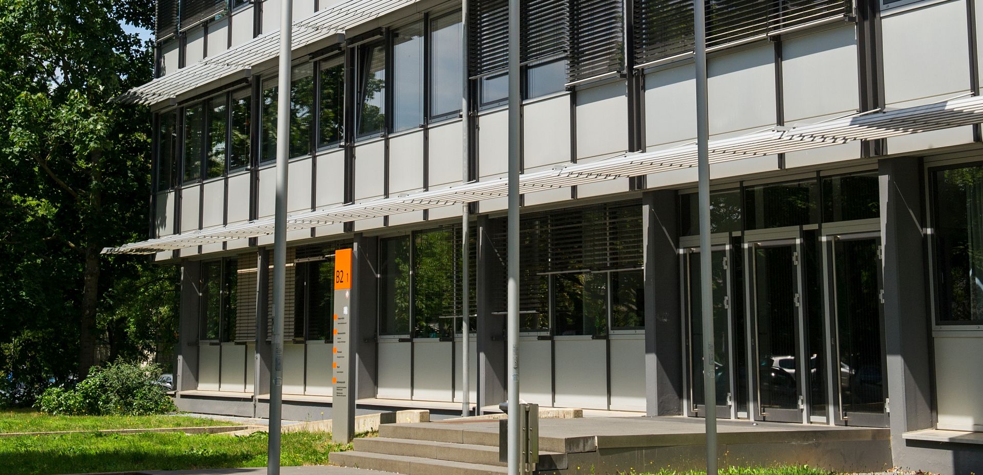 Gebäude B2 2  Universität des Saarlandes