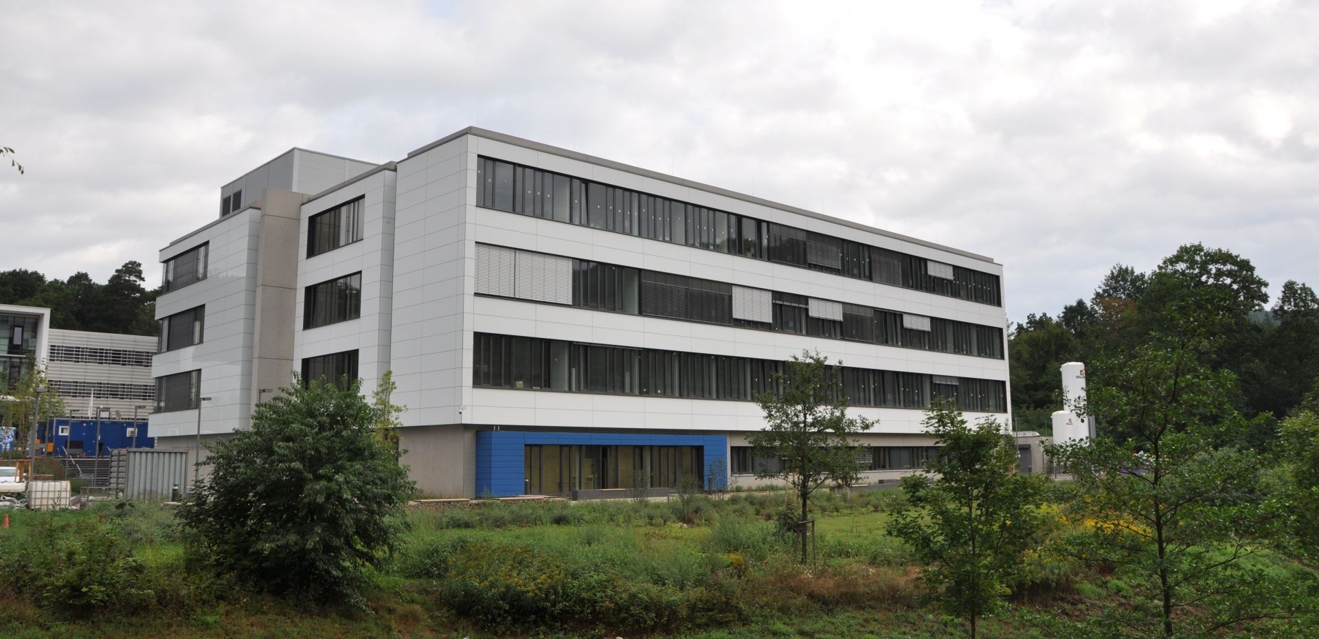 Gebäudeansicht E8 1 der Universität des Saarlandes