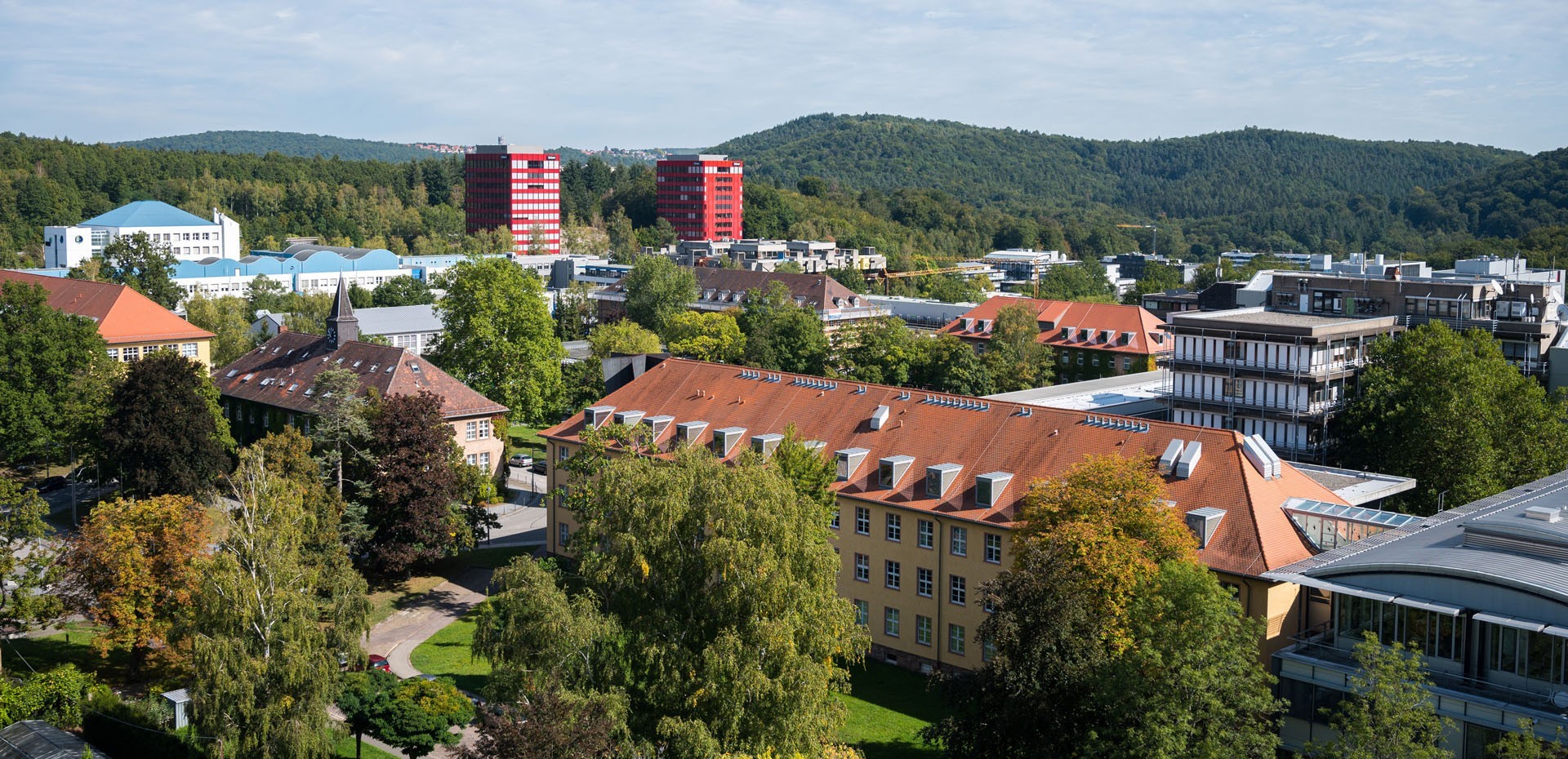 Panoramaaufnahme des Campus Saarbrücken