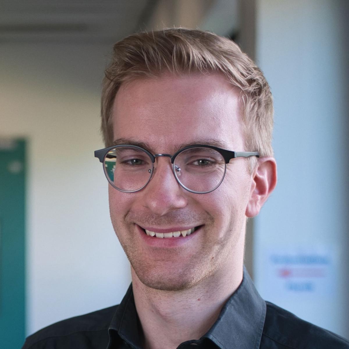 Ein Portrait von Dominik Meyer 